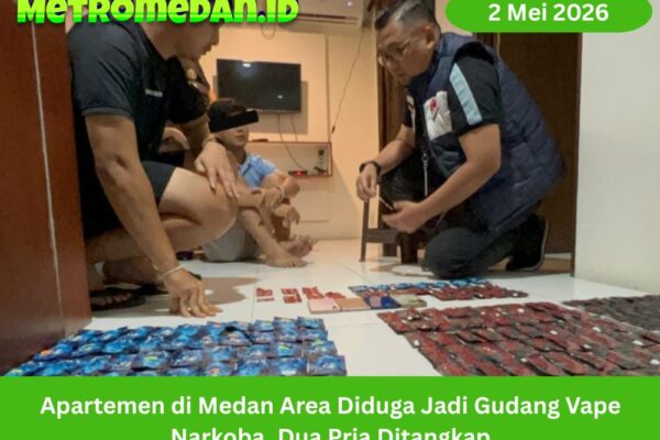 Polrestabes Medan menggerebek apartemen di Medan Area yang diduga menjadi gudang vape narkoba. Dua pria ditangkap, ratusan vape dan pil happy five disita.